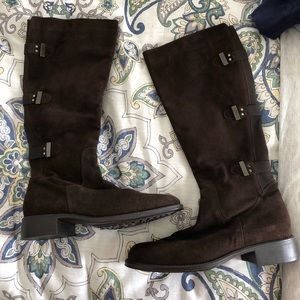 Aquatalia brown suede boots